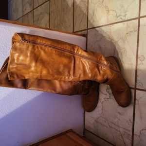 Great just above the knee boots